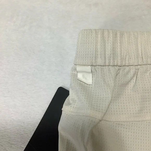 ABC WovenAir Slim Pull-On Pant NWT Regular Size Medium Light Ivory